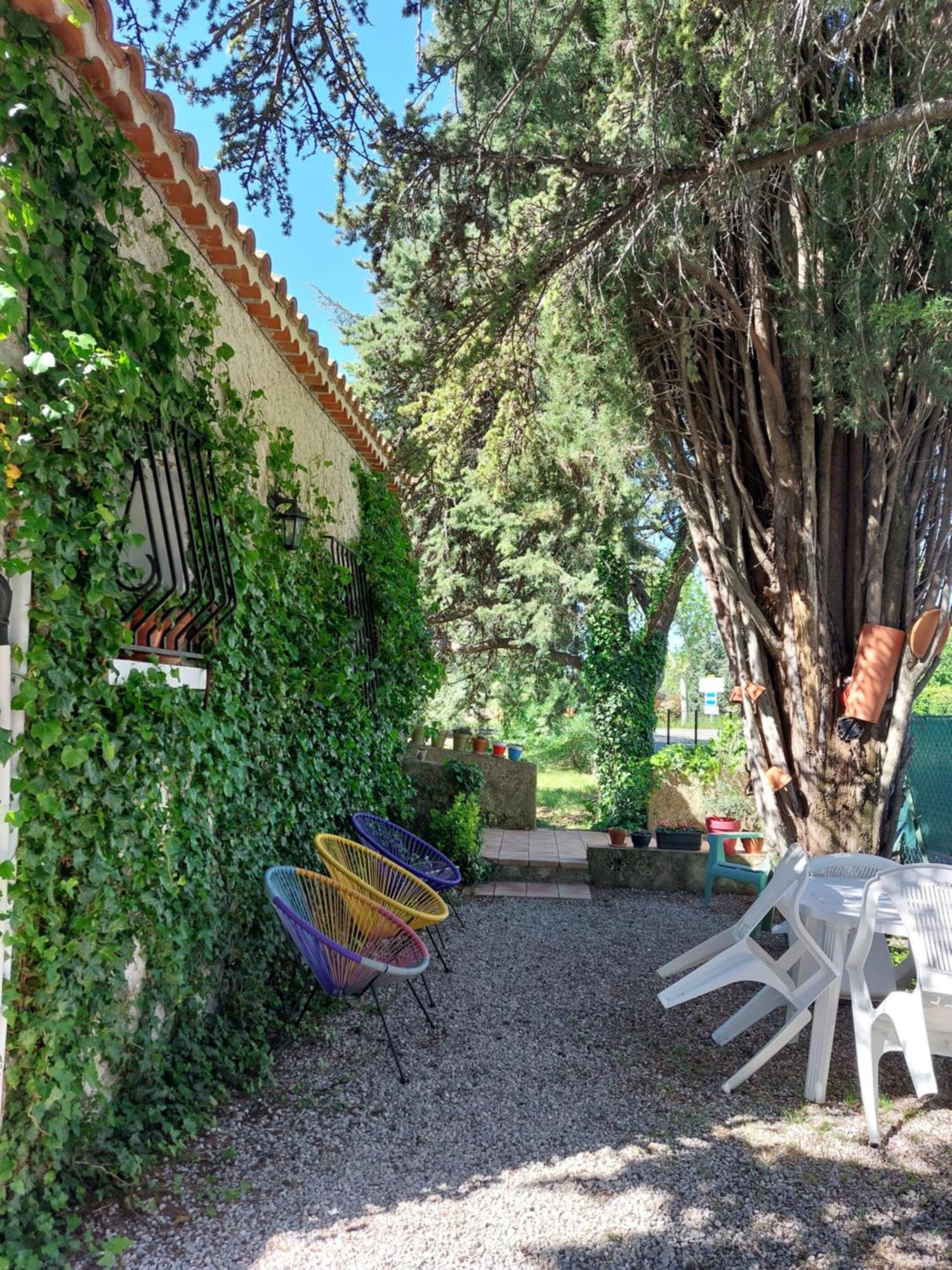 La Maison De Marie-Jeanne - Le Rocher D'Ongles Exterior foto