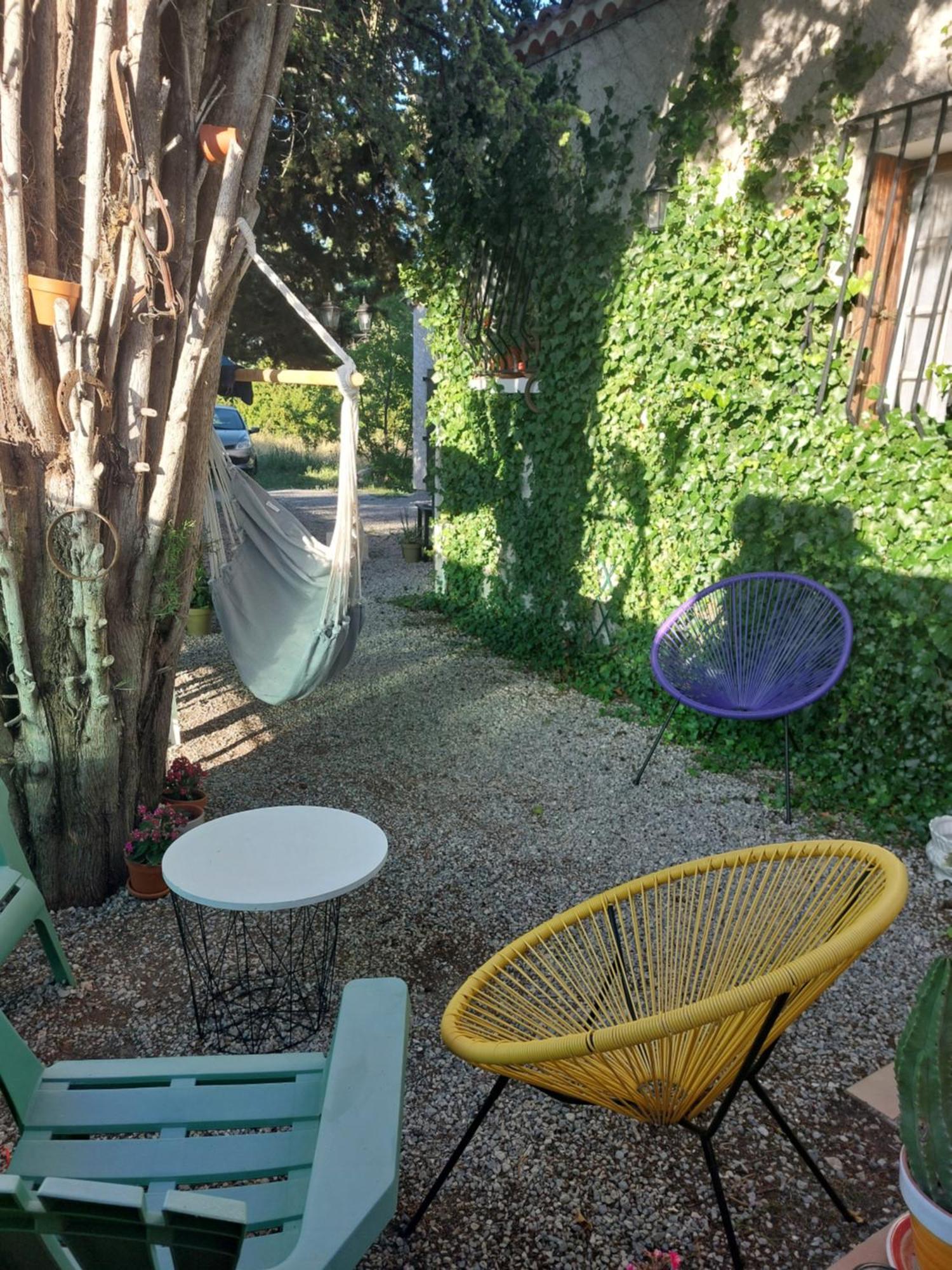 La Maison De Marie-Jeanne - Le Rocher D'Ongles Exterior foto
